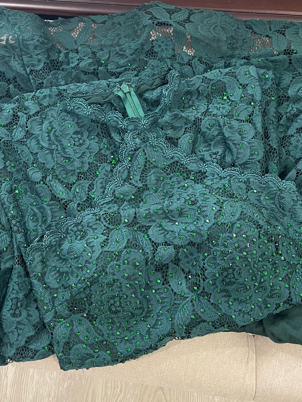 Betsy & Adam Deep Green Evening Dress - Picture 12 of 16